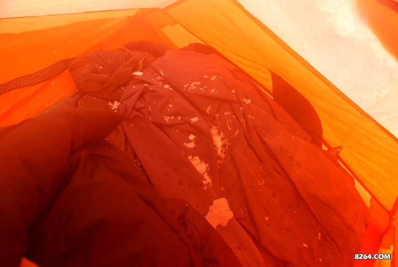 内帐结露严重，每天都清理出近半升的冰霜